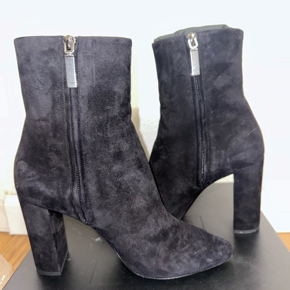 Yves Saint Laurent Black Suede Heeled Ankle Boots - Picture 9 of 12